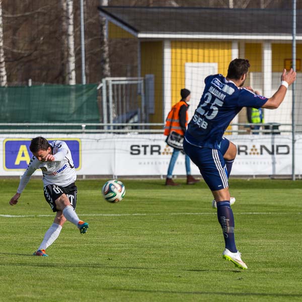2015-04-19 Husqvarna FF - Oskarshamns AIK