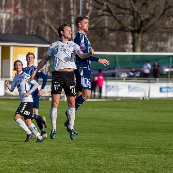 2015-04-19 Husqvarna FF - Oskarshamns AIK