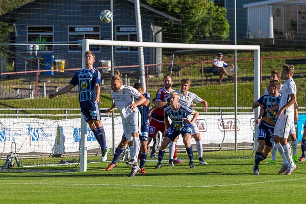 2015-08-19 Husqvarna FF - BK Häcken