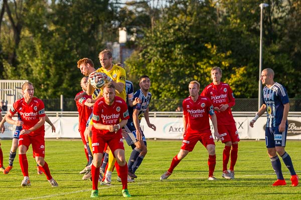 2016-09-11 Husqvarna FF - Utsiktens BK