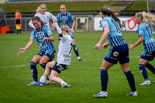 2026-04-25 Husqvarna FF - Örebro SK